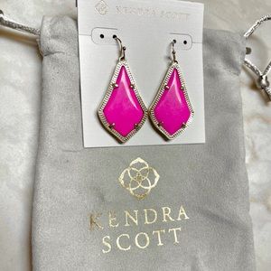 Kendra Scott Magenta and Gold Earrings